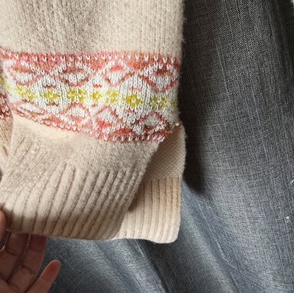 By Anthropologie Aimee Pommed Alpaca Sweater Size M Pink Knit - Picture 4 of 7